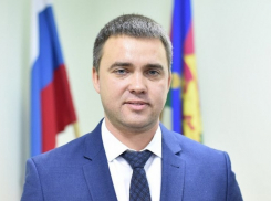 Сколько зарабатывает и чем владеет 34-летний министр ТЭК и ЖКХ Кубани Зименко 