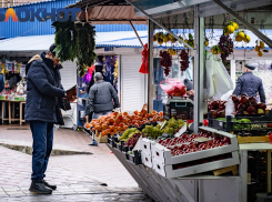 В Краснодарском крае подорожали помидоры, колбаса и детское питание 