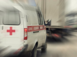 Помощник судьи умер после падения с балкона в центре Краснодара