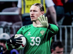 Футболиста Матвея Сафонова назвали автором лучшего сейва 2025 года