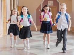 Как у взрослых, только лучше: обзор инновационных смарт-часов для юных краснодарцев от «Ростелеком»