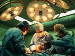 Краснодарские врачи спасли жизнь ребенка и извлекли из его головы электрод