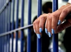 Мать сгоревших на Кубани детей била шлангом и кормила окурками старшего сына