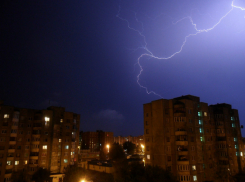 Экстренное предупреждение: на Кубань надвигается мощный ливень с градом и шквалистым ветром