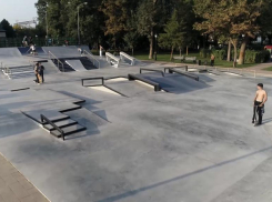 В Краснодаре заработал самый большой в городе скейт-парк