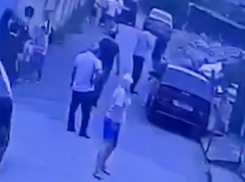 Baza опубликовала видеозапись момента расстрела приставов в Адлере