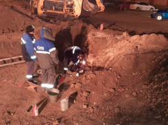 Рабочий на тракторе оставил почти 80 тысяч жителей Ейска без газа и тепла 