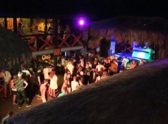 В Сочи задержали сотрудников ночного клуба, злоупотреблявших наркотиками