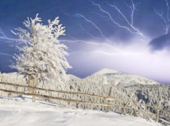 Жителей Краснодара поразили гром и молнии в феврале