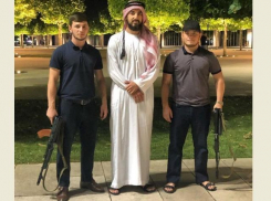 Парням, сделавшим фото с оружием в парке «Краснодар», пришлось объясняться с полицией 