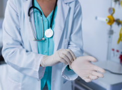 Дочь главврача больницы в Мостовском районе стала заведующей ФАП с поддельным дипломом