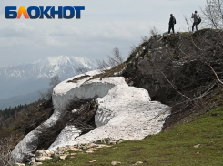 «Влюбилась в невысокие горы и водопады»: россиянка рассказала, чем ее удивил зимний отдых в Адыгее 