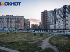 От кладбища и мигрантов до пробок и нехватки парковки: топ-5 «человейников» Краснодара