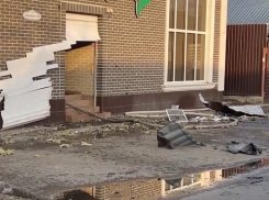 Появилось видео атакованного беспилотниками ВСУ дома в Краснодаре 