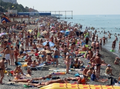 Турпоток в Сочи остается стабильным в то время, как Крым сдает позиции