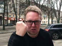 «Паразиты и придурки, засравшие город»: власть Сочи получила оценку от известного ведущего Сергея Стилавина