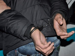 Полицейские Динского района нашли грабителя по горячим следам