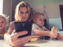 Рождение ребенка или карьерный рост - что выбирают краснодарцы