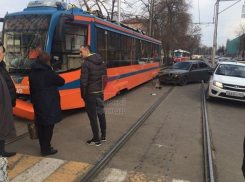  В Краснодаре два трамвая попали в ДТП 