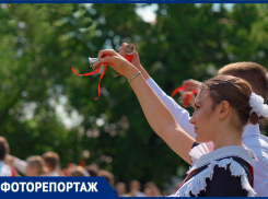 Под звуки вальса выпускники попрощались с лицеем №48 в Краснодаре