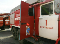 В Краснодаре вспыхнул частный дом
