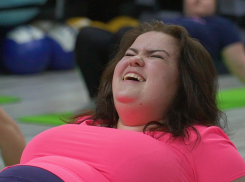 «Думала, что йога - это легко»: участники «Сбросить лишнее-3» взмокли на занятии