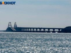 «Ради медийного эффекта»: краснодарец прокомментировал самую масштабную атаку на Крымский мост