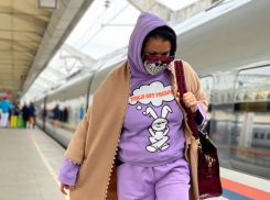 Анна Нетребко шокировала поклонников своим костюмом