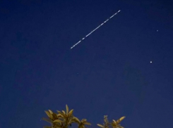 Над Краснодаром пролетели метеор и светлый шар