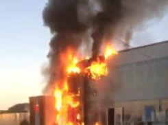 Офис мебельной фабрики горел под Краснодаром