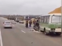 Два человека погибли в ДТП с вахтовым автобусом на Кубани