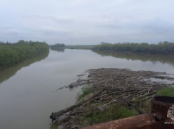 В Краснодарском крае МЧС предупредило о поднятии уровней рек до опасных отметок