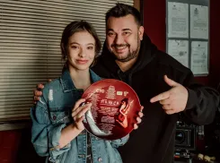 Музыка нас связала:Wink и СТС завершили съемки музыкального сериала «Плакса» с участием Вани Дмитриенко и Ники Жуковой