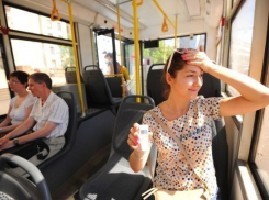  В салонах маршруток на Кубани температура воздуха зашкалила за +50