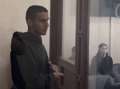 Краснодарца, который разбил бокал о лицо девушки в баре, будут судить