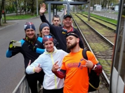 Краснодарец пробежал наперегонки с трамваем 25 остановок