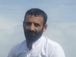 В Адыгее и Краснодаре ищут избившего деревянной палкой четырехлетнего сына сожительницы мужчину