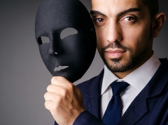 Кубанский мошенник входил в доверие и продавал чужие дома