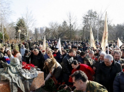 Митинг в Чистяковской роще собрал 3 тысячи краснодарцев