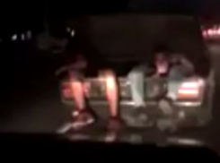 «Двое из ларца» - мужчины прокатились в багажнике авто по Кропоткину