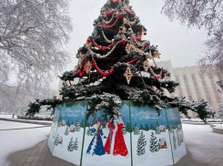 «Исправимся»: мэр Краснодара прокомментировал унылое украшение города к Новому году