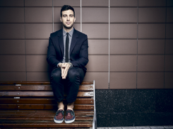 Иван Ургант проведет баскетбольный матч звёзд в Сочи