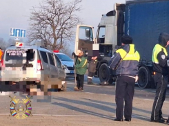 В Северском районе Кубани при ДТП с грузовиком погибли два человека