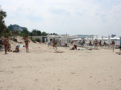 Мужчина утонул на глазах у отдыхающих в Анапе