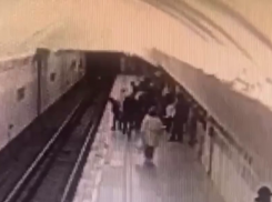 Мнительная пенсионерка из Краснодара чуть не убила подростка в московском метро