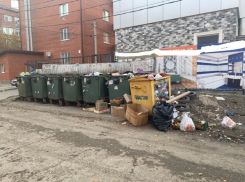 Краснодарский гетто: в Музыкальном районе полные мусорки, грязь и новая трамвайная ветка 