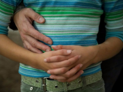 На Кубани мужчина развращал 5 малолетних детей 