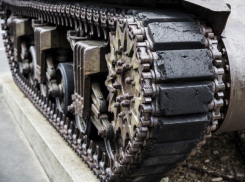 На Кубани прошёл эшелон с боевой техникой в сторону Крыма