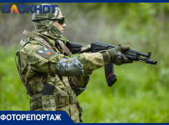 Рвущиеся гранаты, люди в камуфляже и эвакуация «раненых»: краснодарцев учат штурму зданий и тактике боя