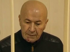 «Вора в законе» Пецо, известного по скандалу с Еленой Хахалевой, депортировали в Грузию